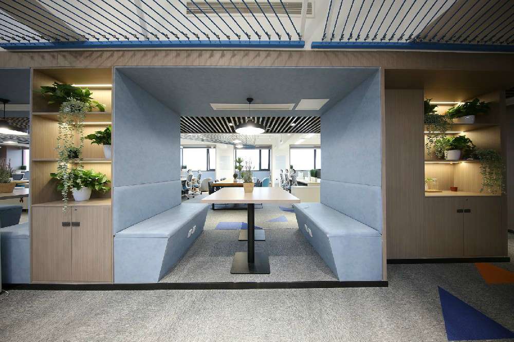 1666235467136095.jpg 科技公司辦公室該怎么裝修?怎么選擇辦公室裝修公司?