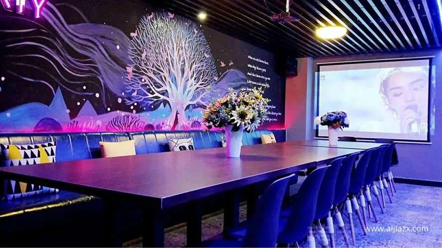 鄭州轟趴館設(shè)計(jì)裝修如何省錢又實(shí)用 鄭州轟趴館設(shè)計(jì)裝修如何省錢又實(shí)用